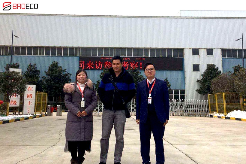 Mr Patrick From USA Examines Exterior Wall Cladding Panels